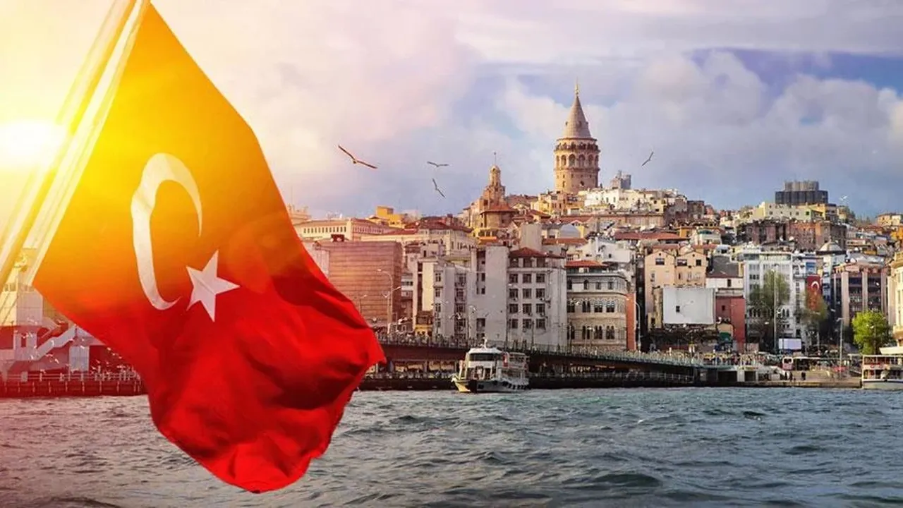 Turizmde ağustos zirvesi: 7 milyona yakın turist Türkiye'de