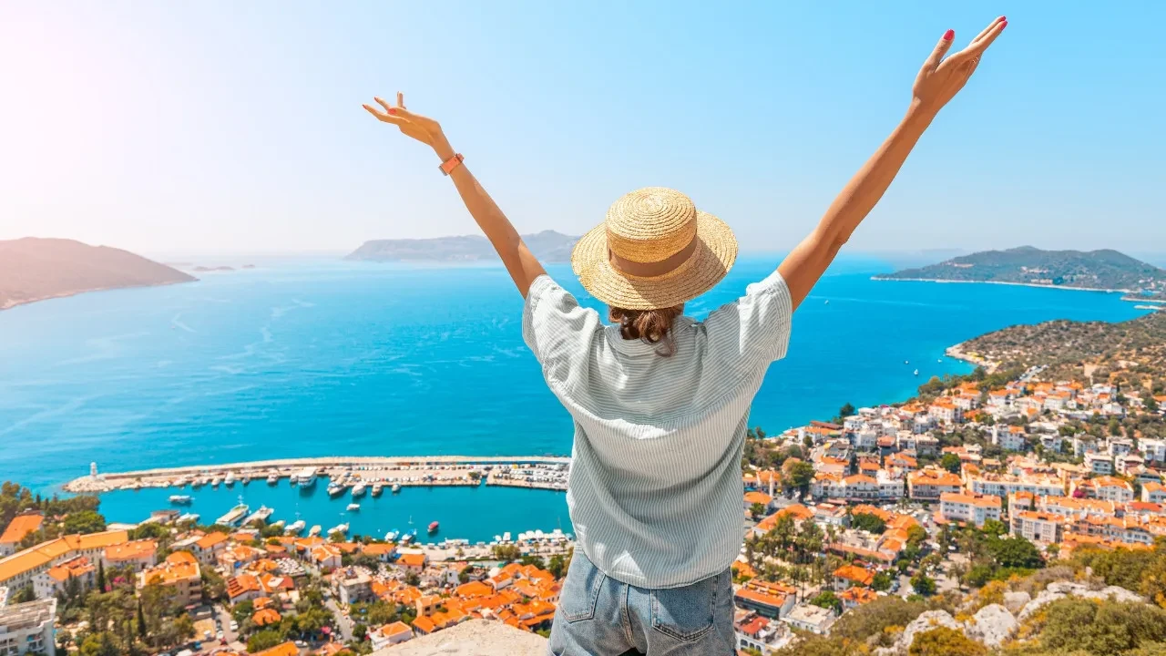 Turizmde ağustos zirvesi: 7 milyona yakın turist Türkiye'de