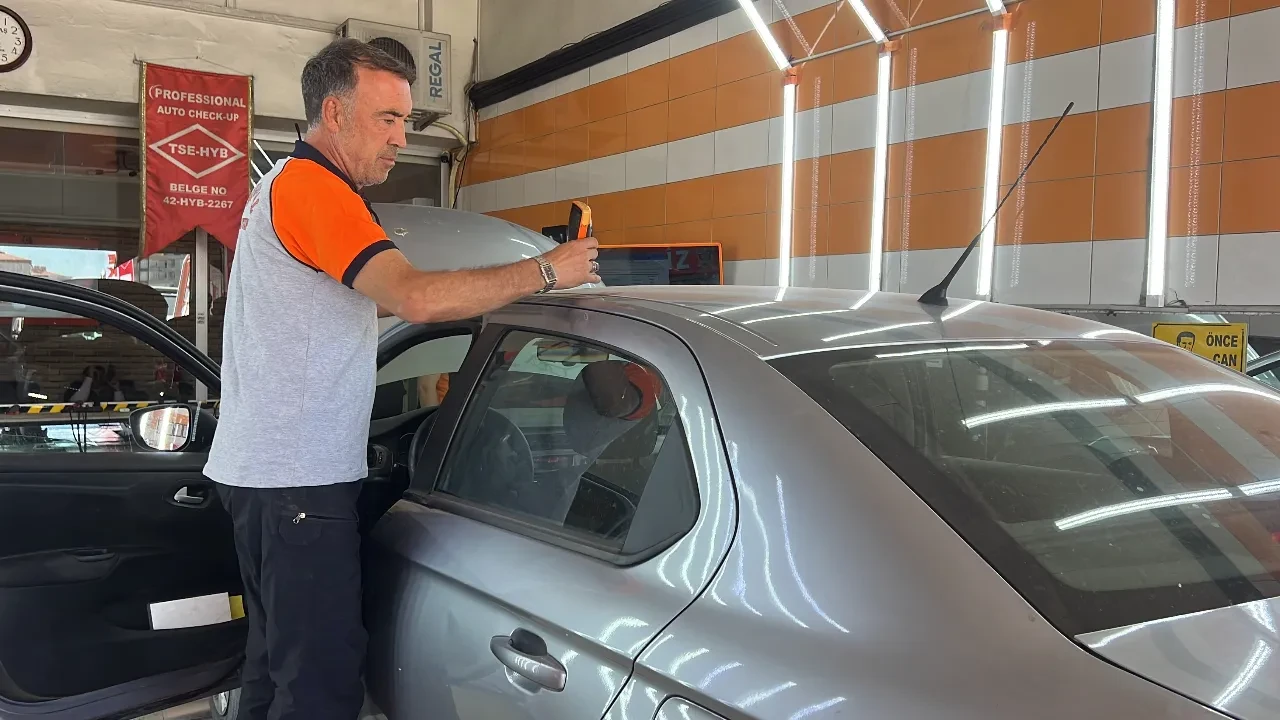 Aracı ekspertize götürünce hayatının şokunu yaşadı! Usta bile inanamadı: Hemen iade etti 