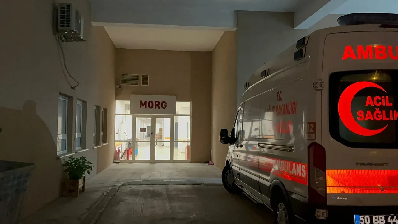 Baş ağrısı için içtiği ağrı kesici sonu oldu