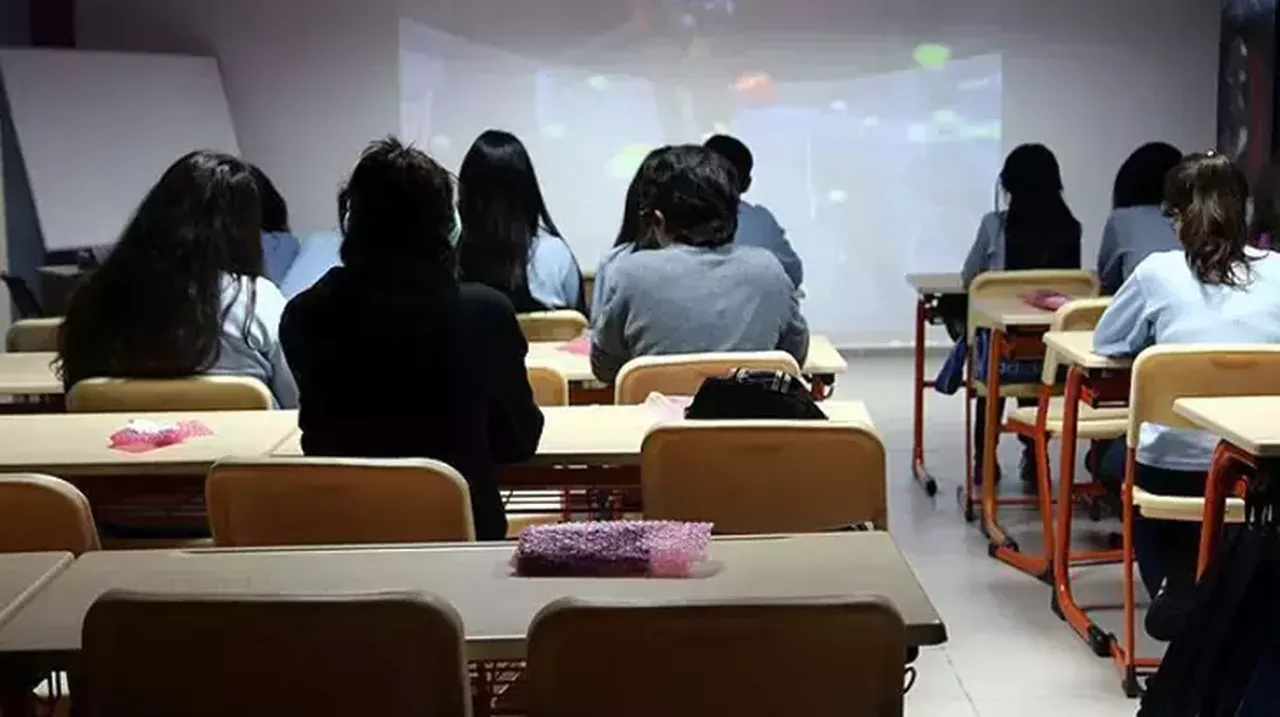 Birinci dönem ara tatili belli oldu mu? Kasım tatili ne zaman?