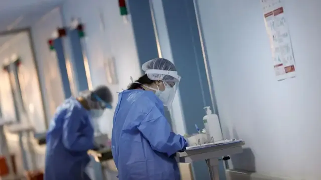 Covid-19'dan daha beter bir salgın geliyor! 'Hemen aşı olun' uyarısı: Çok ağır geçecek