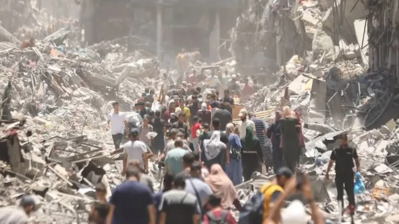 Cumhurbaşkanı Erdoğan BM Genel Kurulu'nda zulmün fotoğrafını gösterip sordu