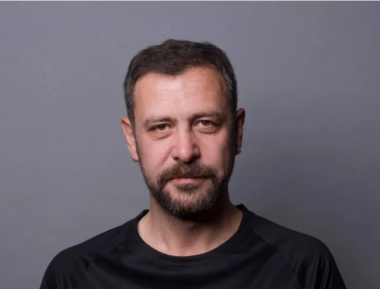 Nejat İşler'in hayranıyla çektirdiği kare gündem oldu! Herkes Messi'nin ikonik karesiyle karşılaştırdı