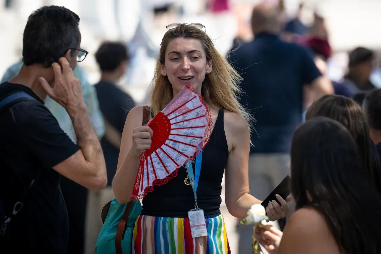 Sıcaklık normalin üstünde: Termometreler 40 dereceye yaklaşıyor