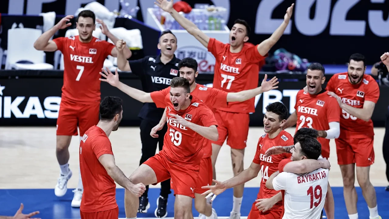 Türkiye Polonya çeyrek final voleybol maçı ne zaman saat kaçta?