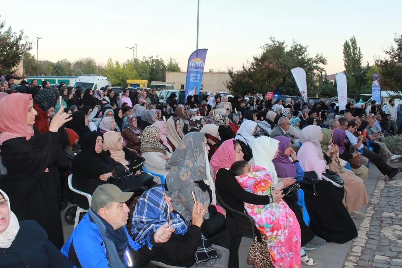 Vatandaşlar oraya akın etti! Her yıl sadece 5 dakika görülebiliyor