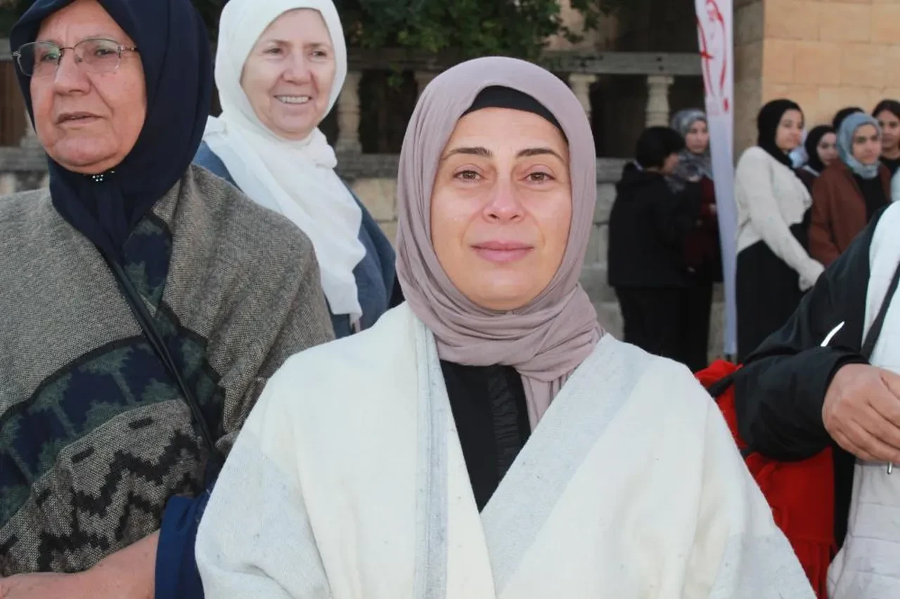 Vatandaşlar oraya akın etti! Her yıl sadece 5 dakika görülebiliyor