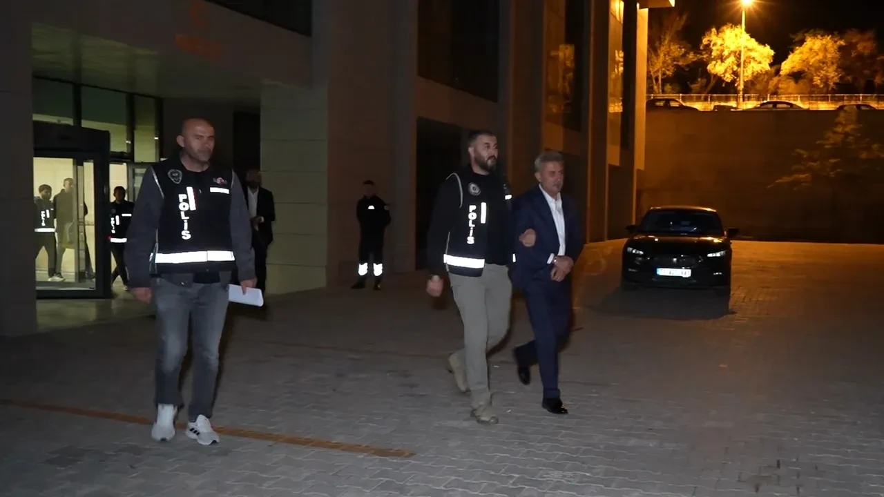 Yahşihan Belediye Başkanı Ahmet Sungur görevden uzaklaştırıldı