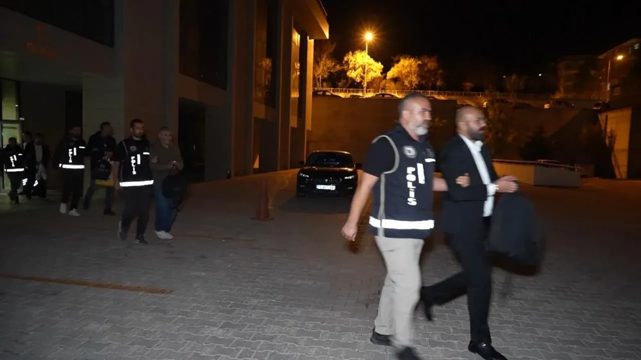 Yahşihan Belediye Başkanı Ahmet Sungur tutuklandı