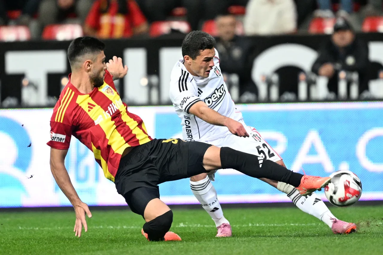 Beşiktaş'tan Kayserispor deplasmanında farklı galibiyet