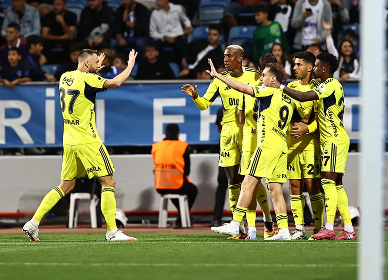 Dinamo Zagreb Fenerbahçe spikeri açıklandı