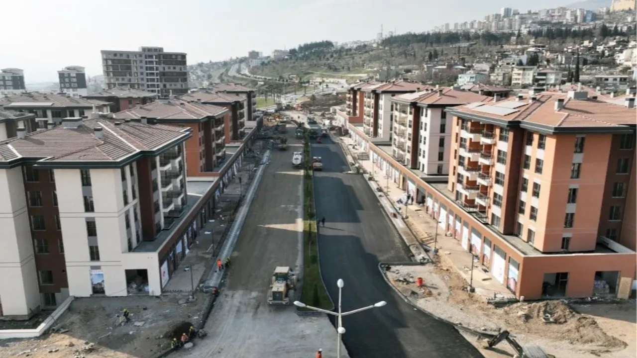 Ebrar Sitesi yeniden ayakta! Kahramanmaraş depreminde 1400 kişiye mezar olmuştu 