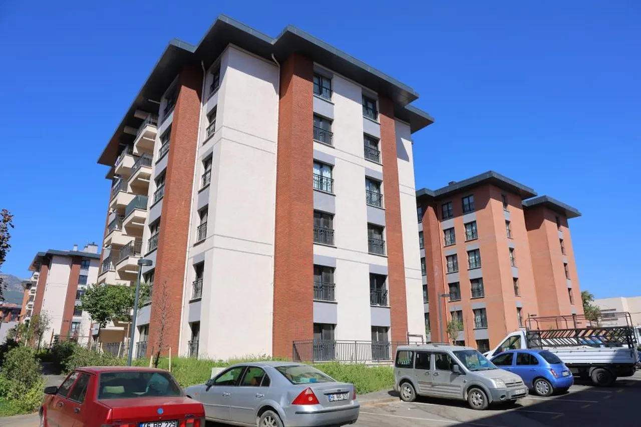 Ebrar Sitesi yeniden ayakta! Kahramanmaraş depreminde 1400 kişiye mezar olmuştu 