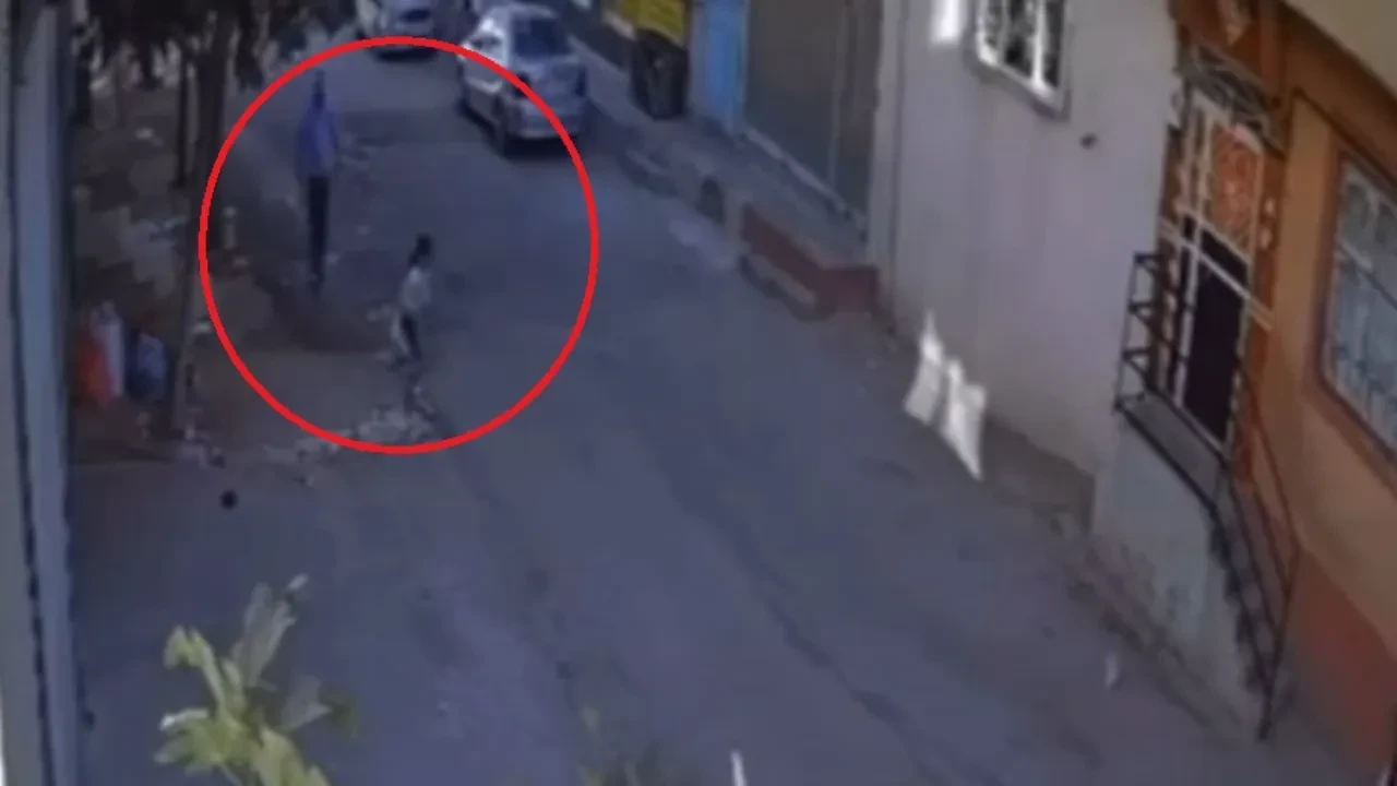 Gaziantep'te güpegündüz dehşet! Küçük kızı mahalleli kurtardı