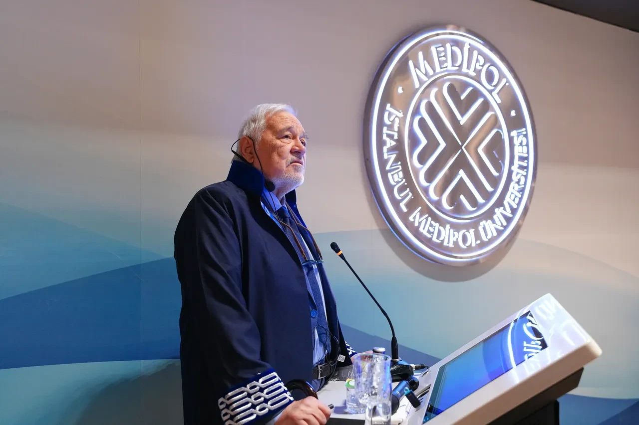 İlber Ortaylı'dan tarih dersi: Fatih Sultan Mehmed Rönesans'ın en parlak hükümdarıdır