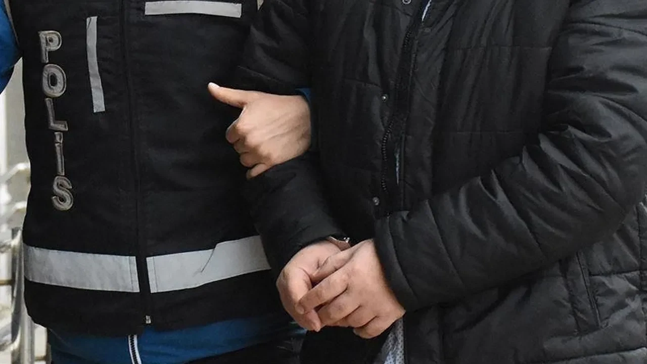 Köpekleri zehirleyen cani gözaltına alındı