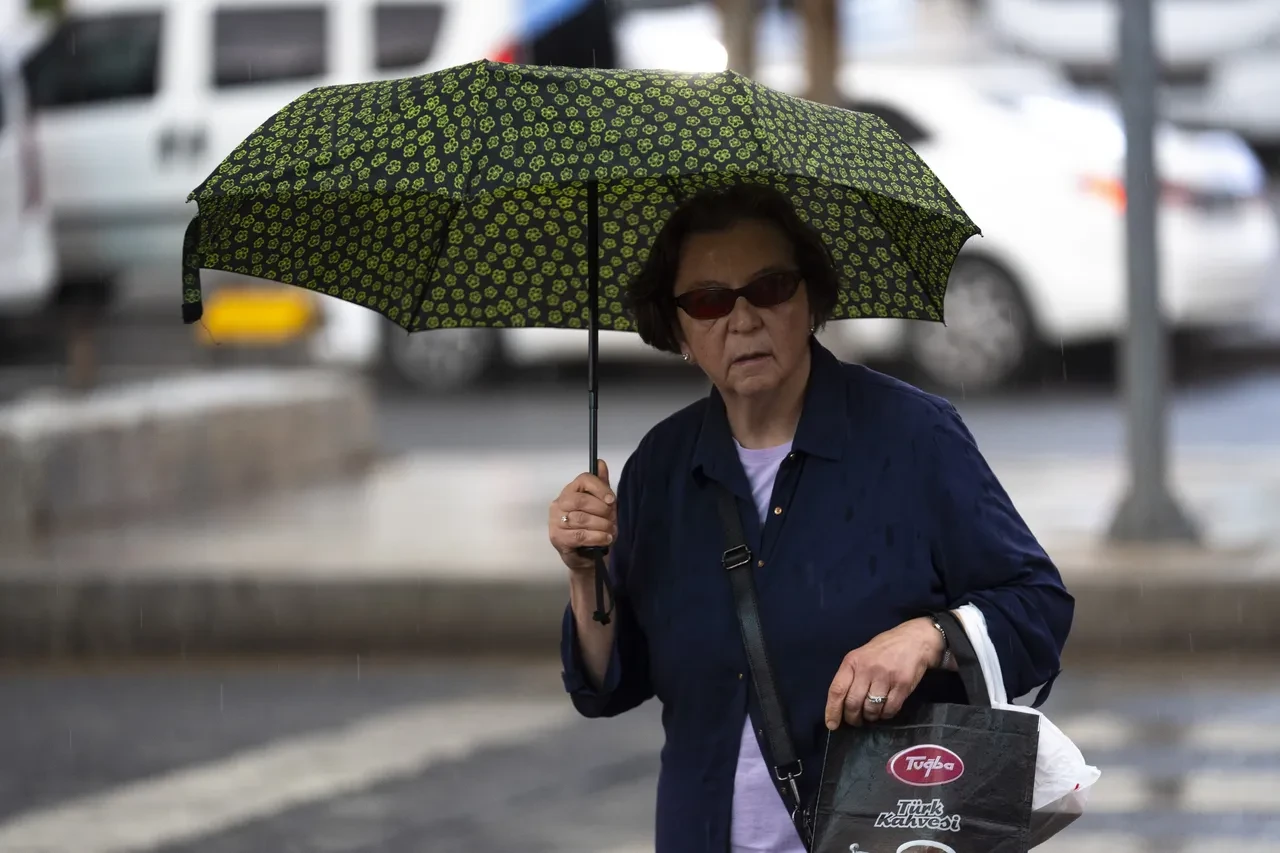 Meteoroloji tarih verdi: Sağanak yağış geliyor