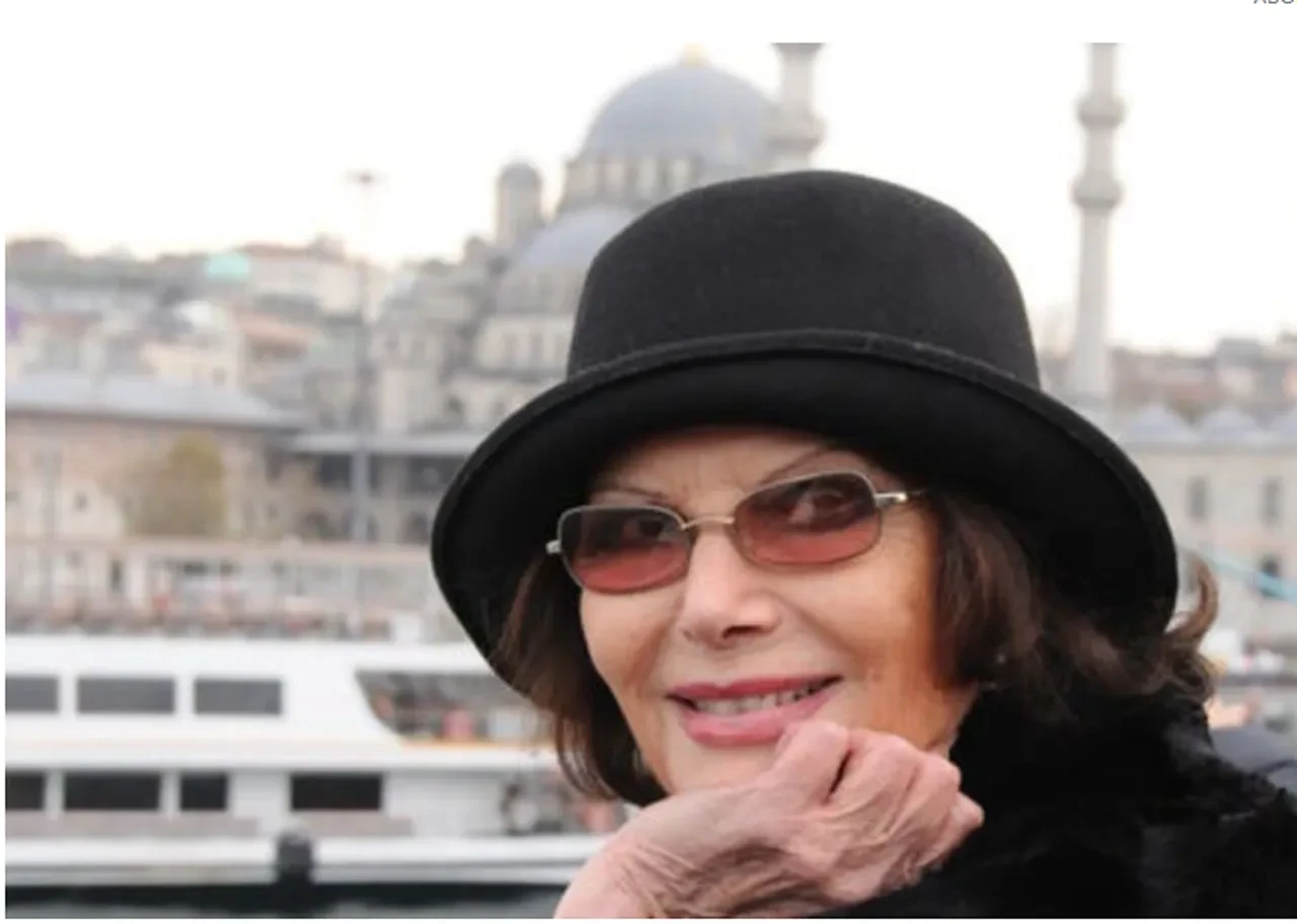 Pembe Panter'in unutulmaz ismi Claudia Cardinale hayatını kaybetti 