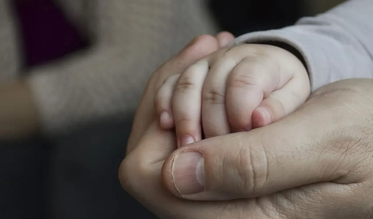 Polonyalı iş adamından ilginç teşvik! Otelinde hamile kalan çifte kesenin ağzını açtı