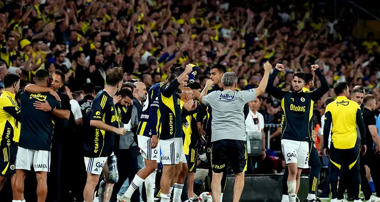 TRT 1 şifresiz nasıl izlenir? CANLI Dinamo Zagreb Fenerbahçe maçı başlıyor