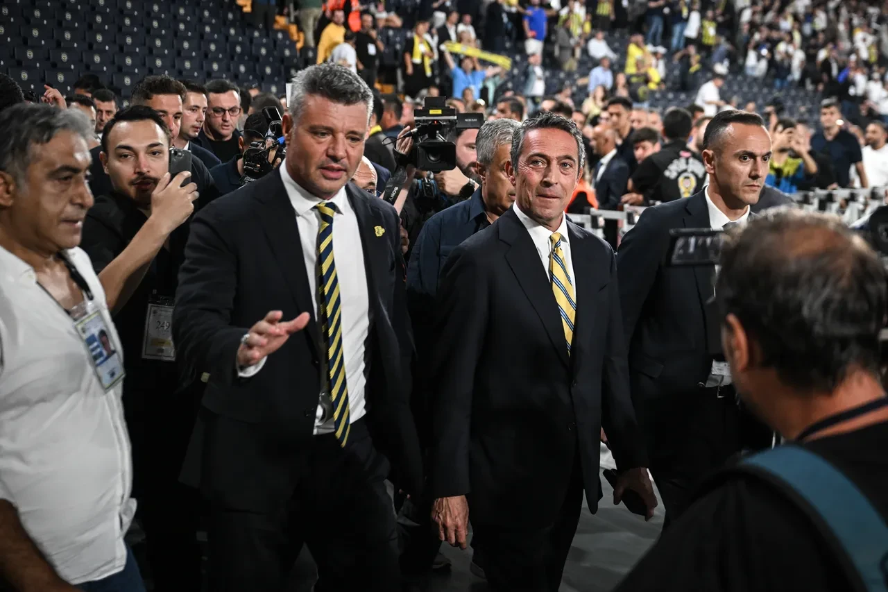 Ali Koç, Fenerbahçe'ye verdiği 360 milyon lirayı geri istedi mi? Bizzat kendisi açıkladı