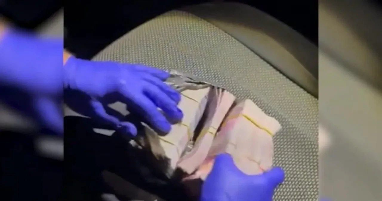 Altın dolandırıcıları suç makinası çıktı! Araçlarında deste deste paralar