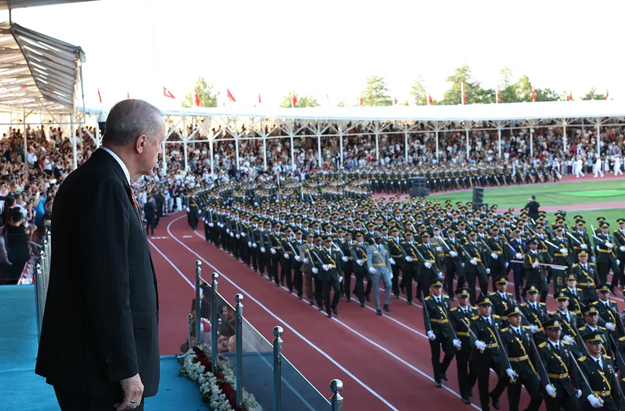 Askeri hastaneler geri dönüyor mu? Mete Yarar: Altına imzamı atarım!