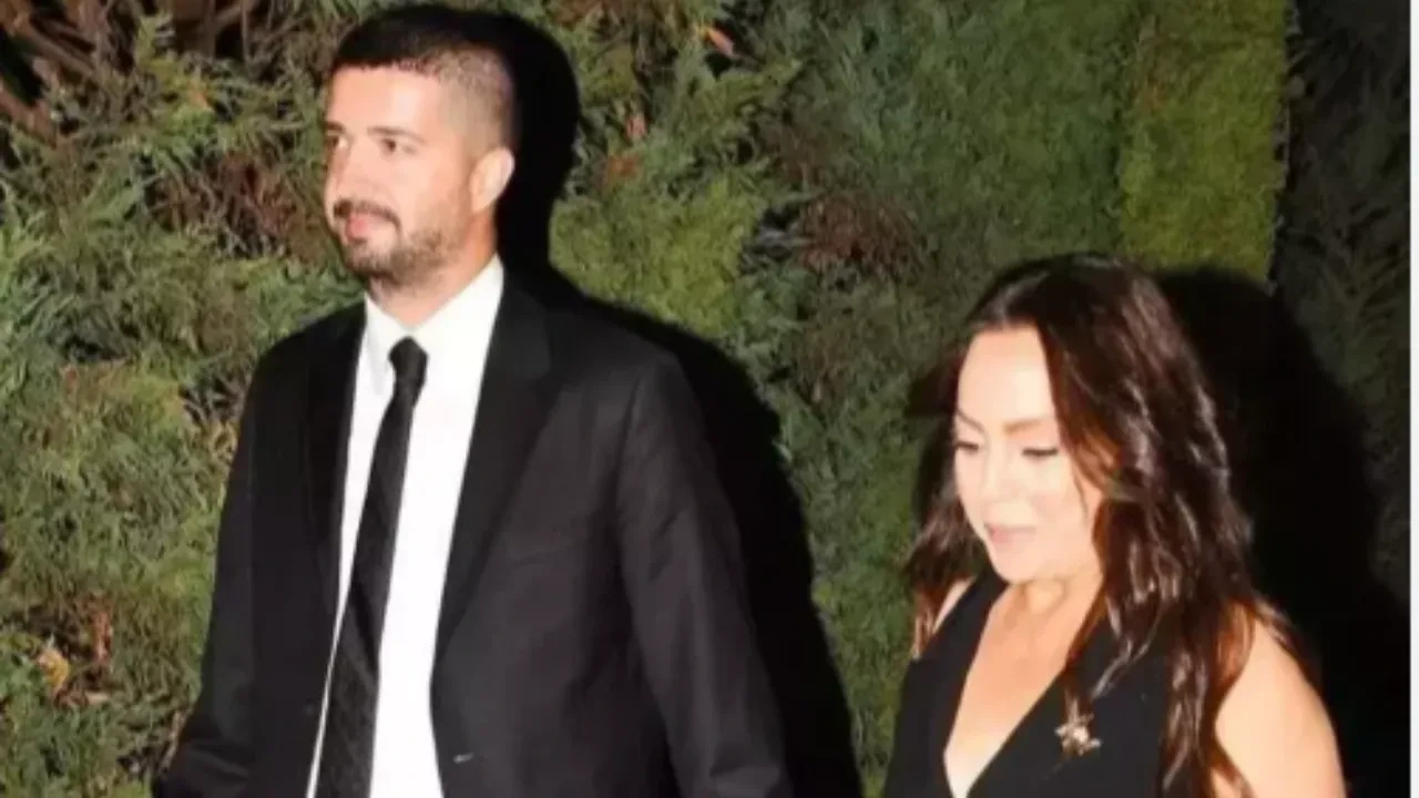 Ebru Gündeş ile Murat Özdemir boşanıyor! Açıklama geldi 