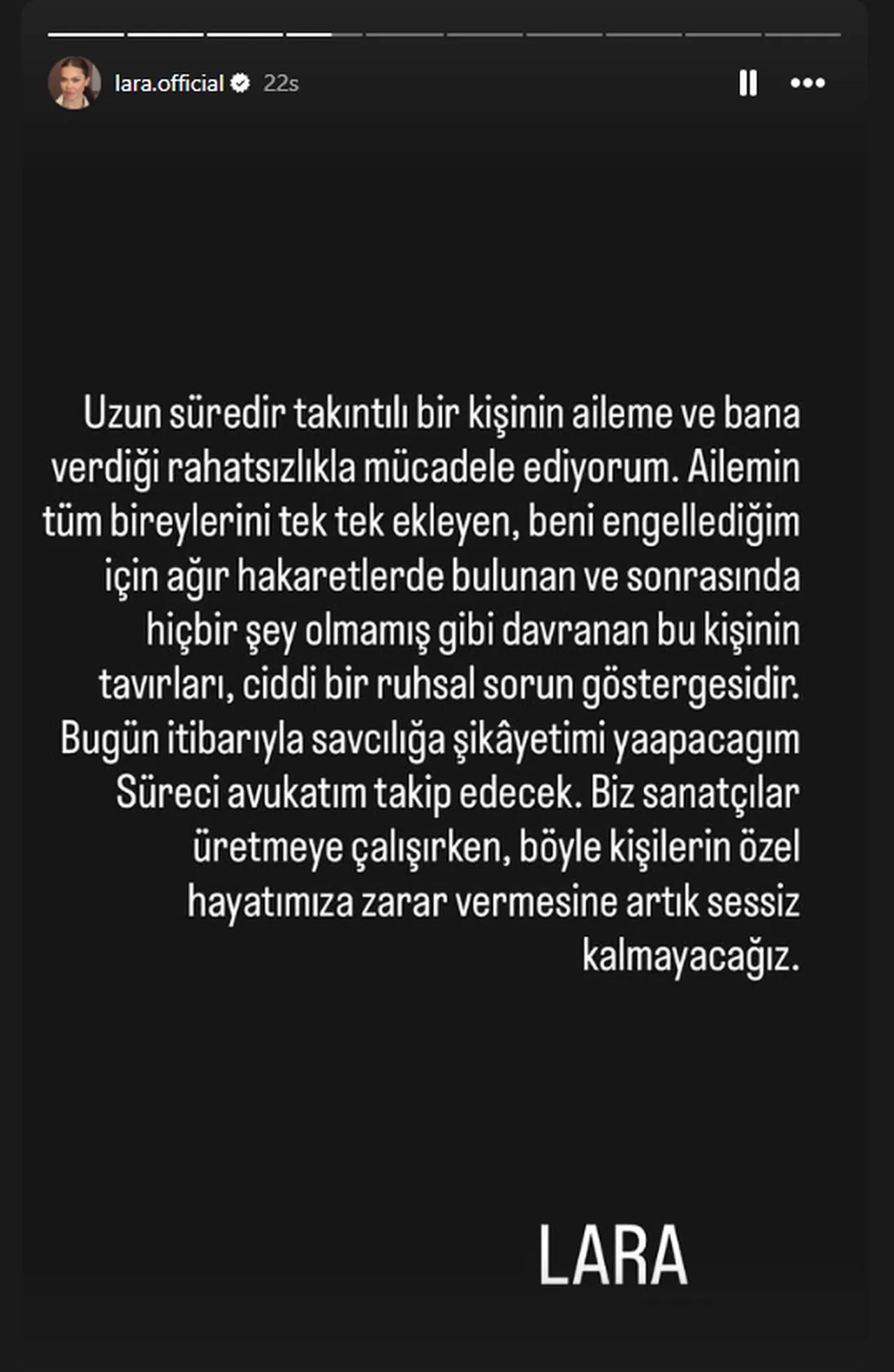 Ece Seçkin'in ardından Lara'dan da korkutan paylaşım! Saplantılı hayranı kabusu yaşattı 