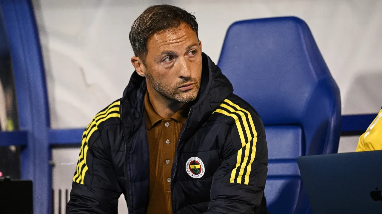 Fenerbahçe'nin hocası Tedesco, Dinamo Zagreb yenilgisinin sebebini açıkladı