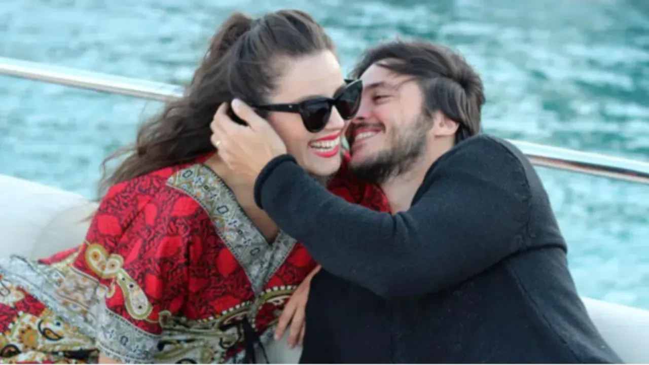Pelin Akil ile Anıl Altan'ın resmi olarak boşanmadığı iddia edildi! Sebebini duyunca şok olacaksınız 