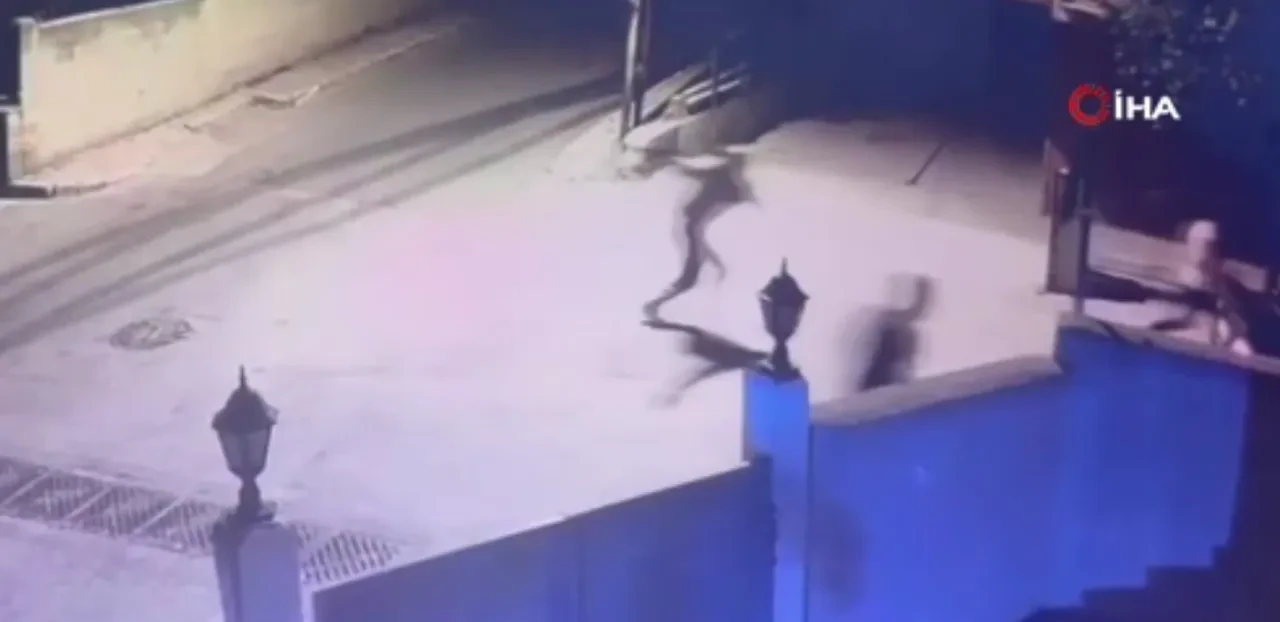 Teksas değil İstanbul! Sokak ortasında kurşun yağdırdılar: O anlar kamerada