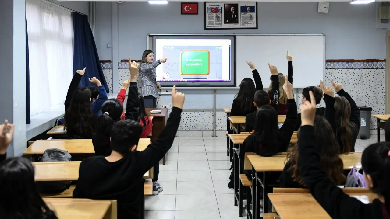 AGS 10 bin öğretmen ataması ne zaman başvurular başladı mı?
