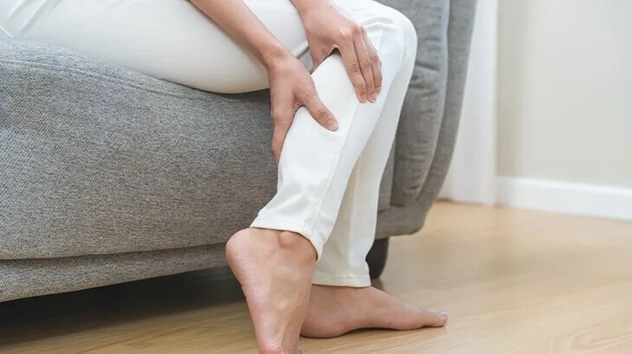 Basit bir kramp deyip geçmeyin: O masum ağrı bakın hangi hastalıkların habercisi olabilir!