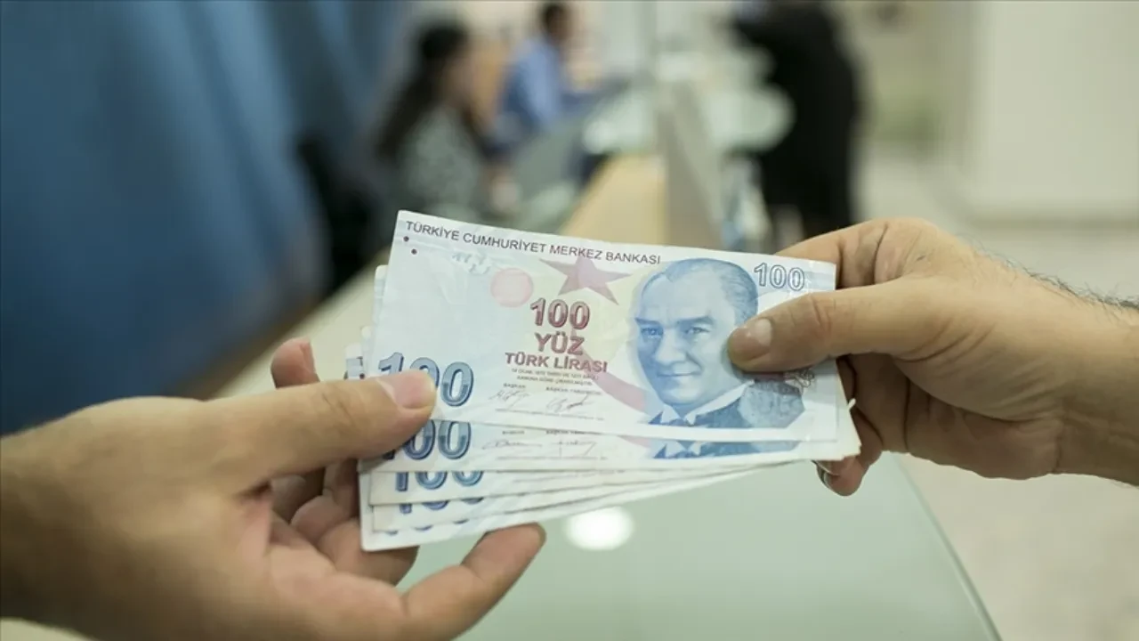 Brüt maaşla çalışan milyonları ilgilendiriyor! Meğer bu yöntemlerle gelir vergisi indirimi almak mümkünmüş!