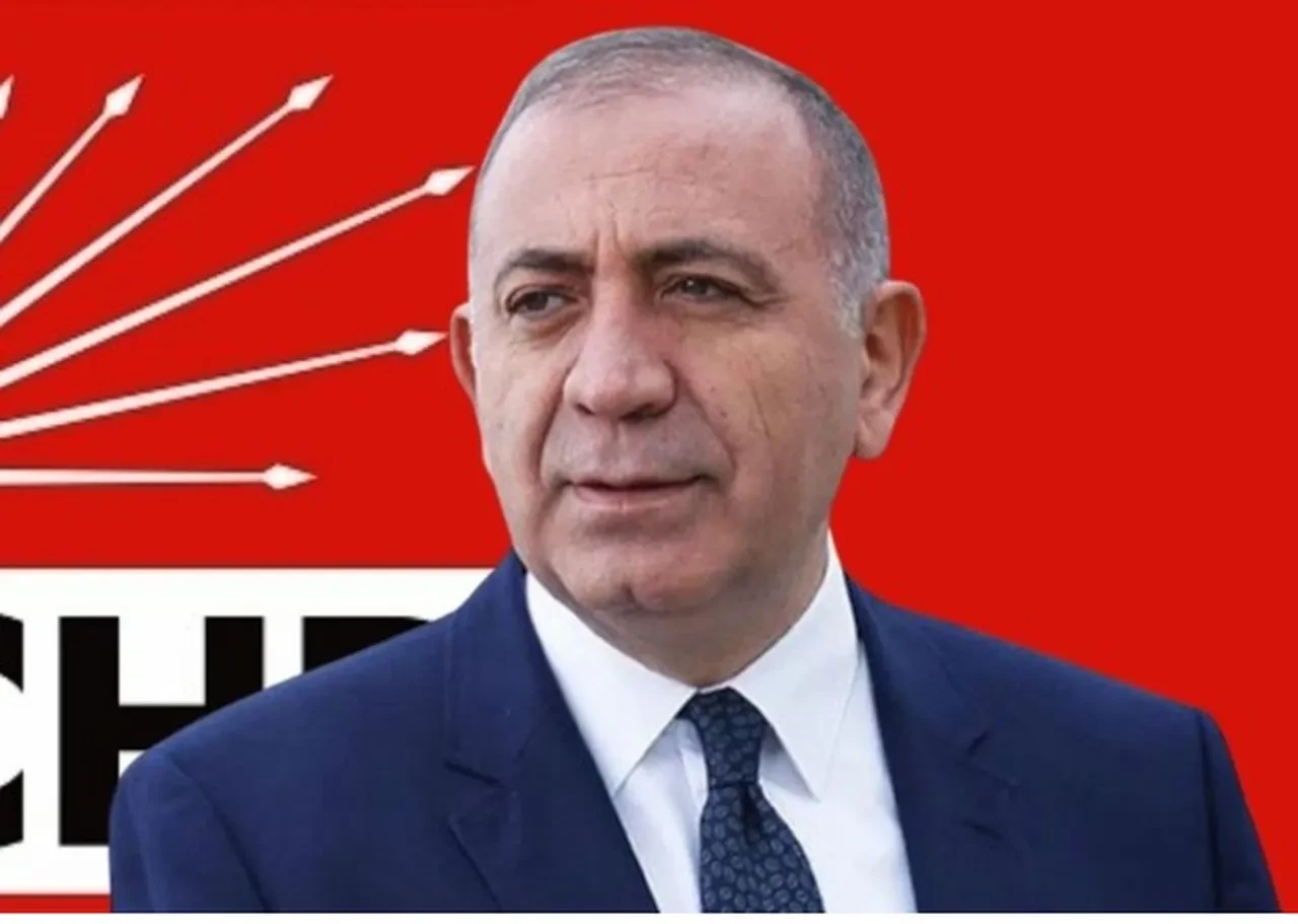 CHP'den karar çıktı! Gürsel Tekin ve Barış Yarkadaş partiden ihraç edildi