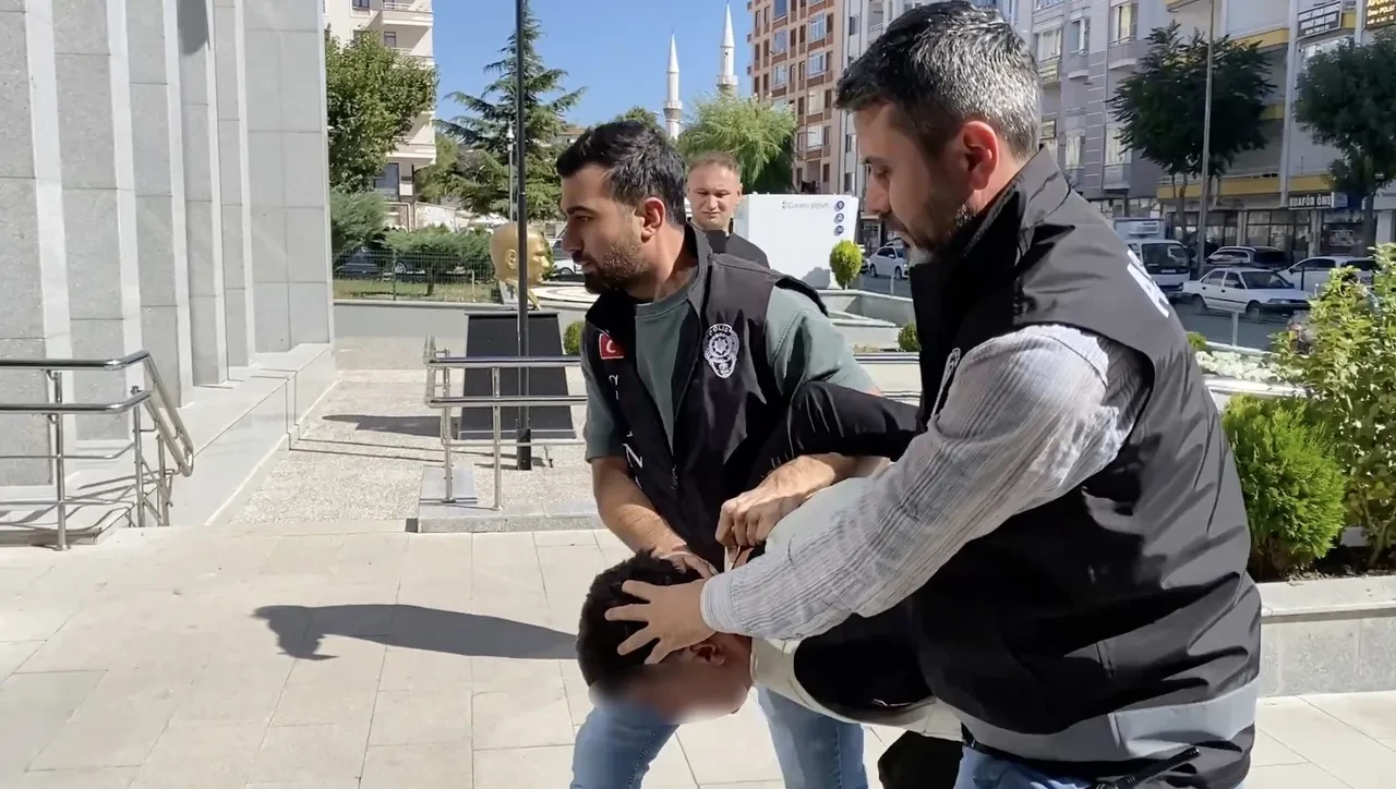 Çorum’da petshop cinayetinde 3 şüpheli cezaevine gönderildi
