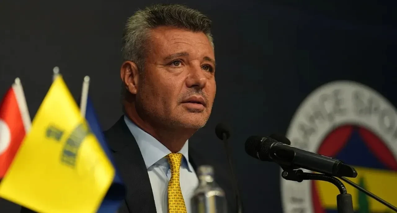 Devin Özek kovuldu mu?