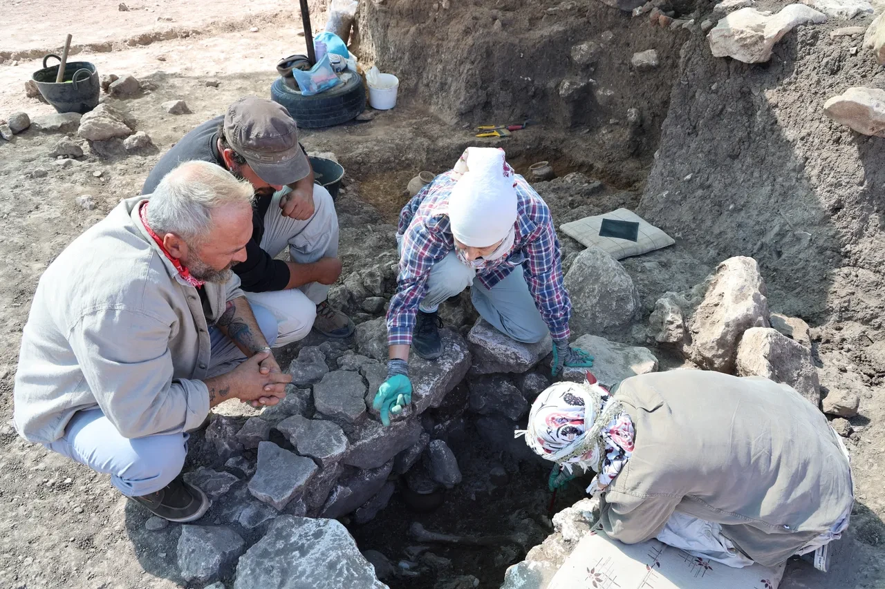 Dünya uygarlık tarihine ışık tutacak keşif! Diyarbakır'da gün yüzüne çıkarıldı: Tam 11 bin yıllık