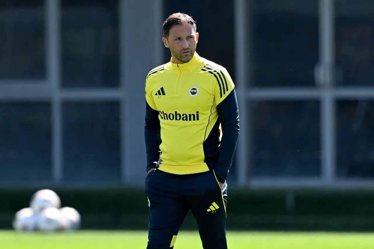 Fenerbahçe Domenico Tedesco ile yollarını ayırıyor! Yerine gelecek hoca belli oldu