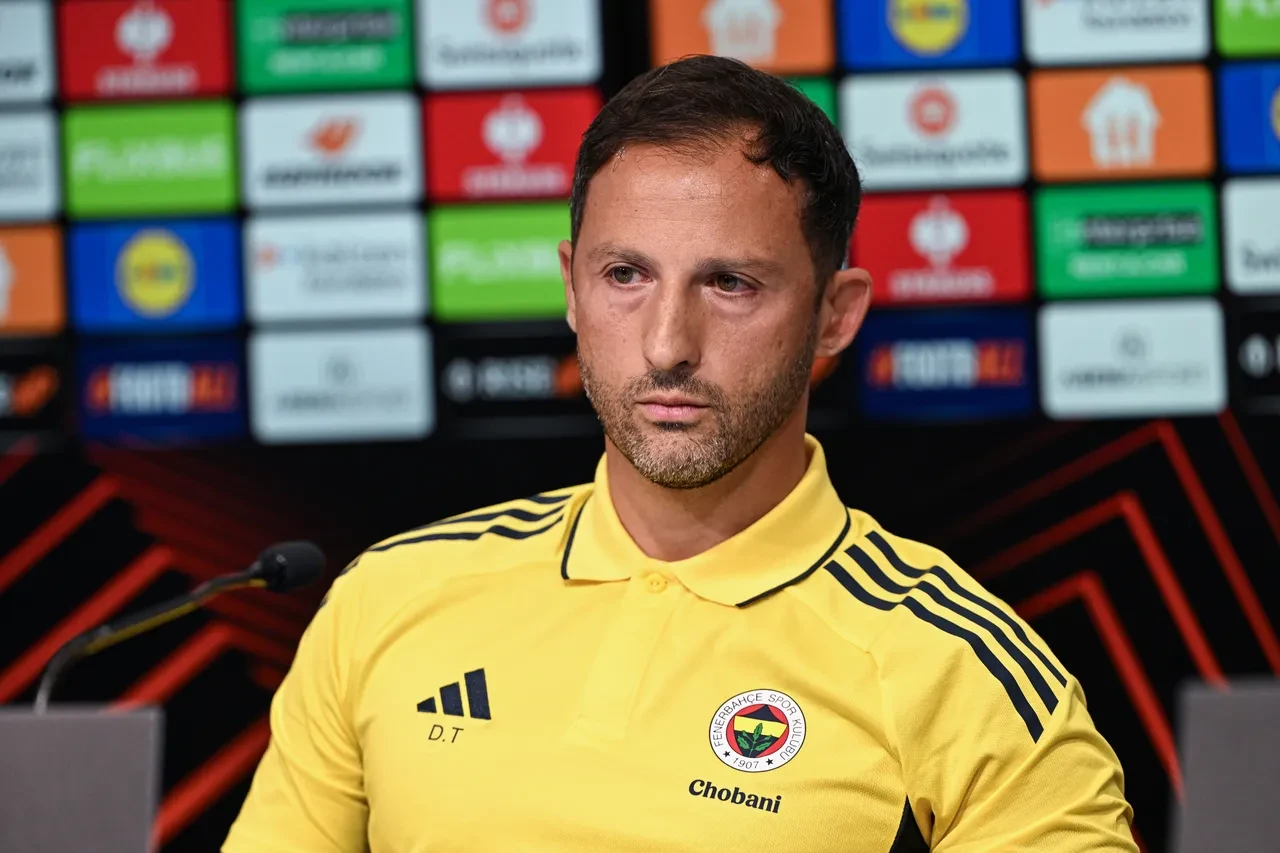 Fenerbahçe Domenico Tedesco ile yollarını ayırıyor! Yerine gelecek hoca belli oldu