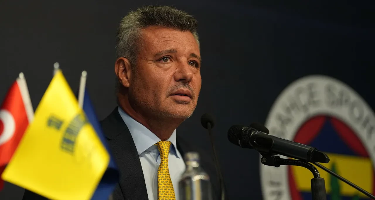 Fenerbahçe Domenico Tedesco ile yollarını ayırıyor! Yerine gelecek hoca belli oldu