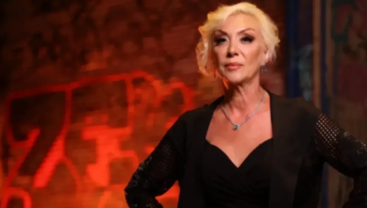 Güllü'nün 11 Eylül'de çekilen görüntüleri ortaya çıktı! Hayranıyla diyaloğu kalpleri ısıttı