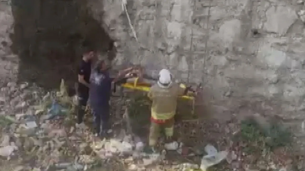 Engelli vatandaş sulama kanalına düştü! İtfaiye ekipleri son anda yetişti
