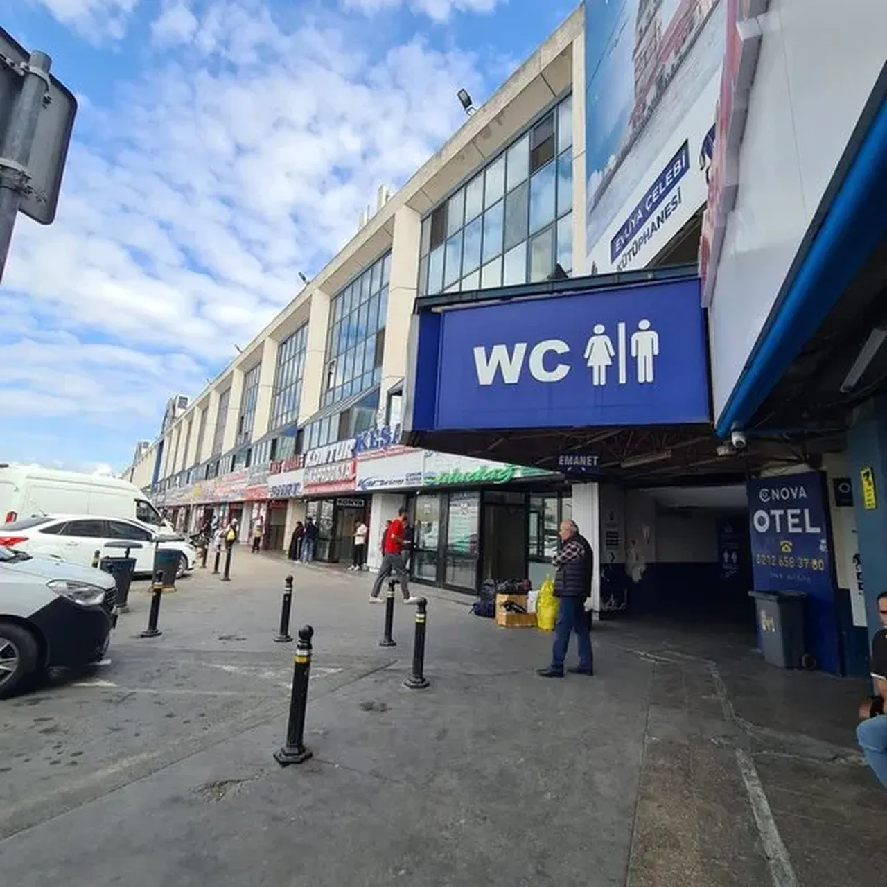 İstanbul otogarı kadınlar tuvaletinde iğrenç olay! Genç kadın milyonluk dava açtı 