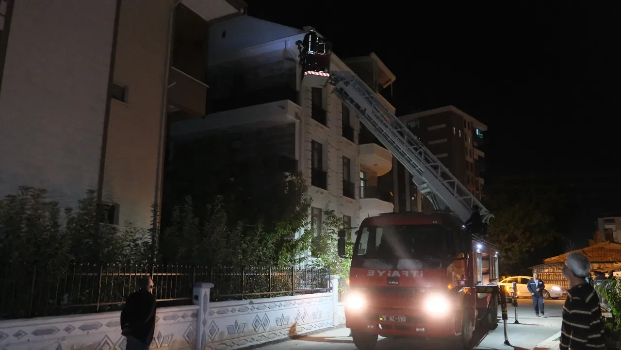 Karaman’da apartman yangını korkuttu