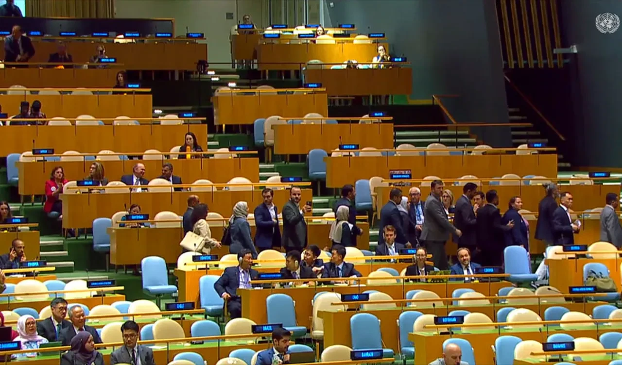 Katil Netanyahu BM'de konuştu! Temsilciler salonu terk etti