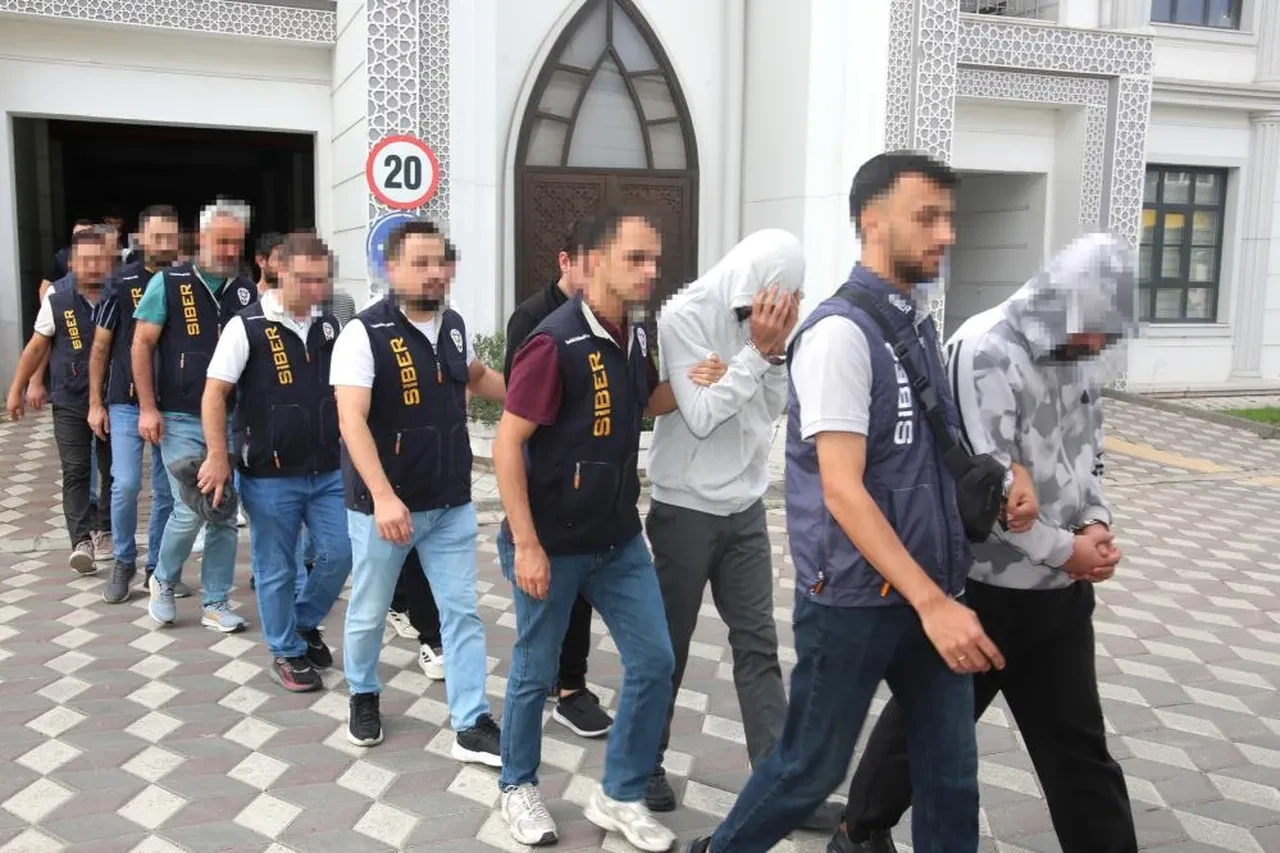 Kocaeli merkezli 16 ilde dolandırıcılara ağır darbe: Çok sayıda tutuklama var!