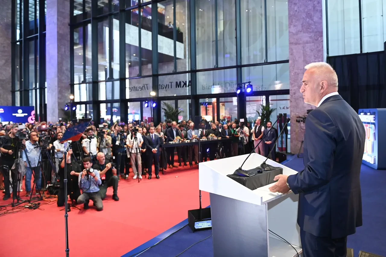 Kültür Yolu Festivalleri büyüyor: Kültür ve Turizm Bakanı Mehmet Nuri Ersoy müjdeyi verdi!